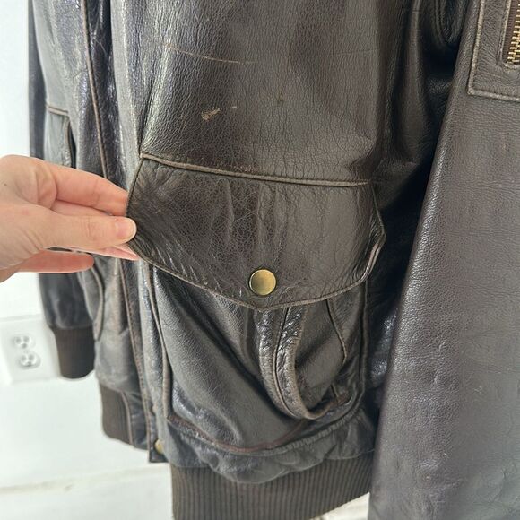 Vintage Wilson’s Leather Brown Leather 70s Flight Bomber - Picture 4 of 10
